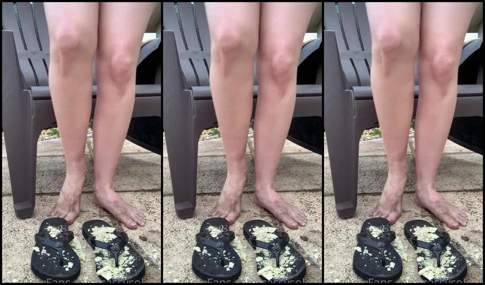 Victoria Soles Nicknamed Sassysolesxo 02 10 2021 Onlyfans Video Slave Here Is Your Food For Today