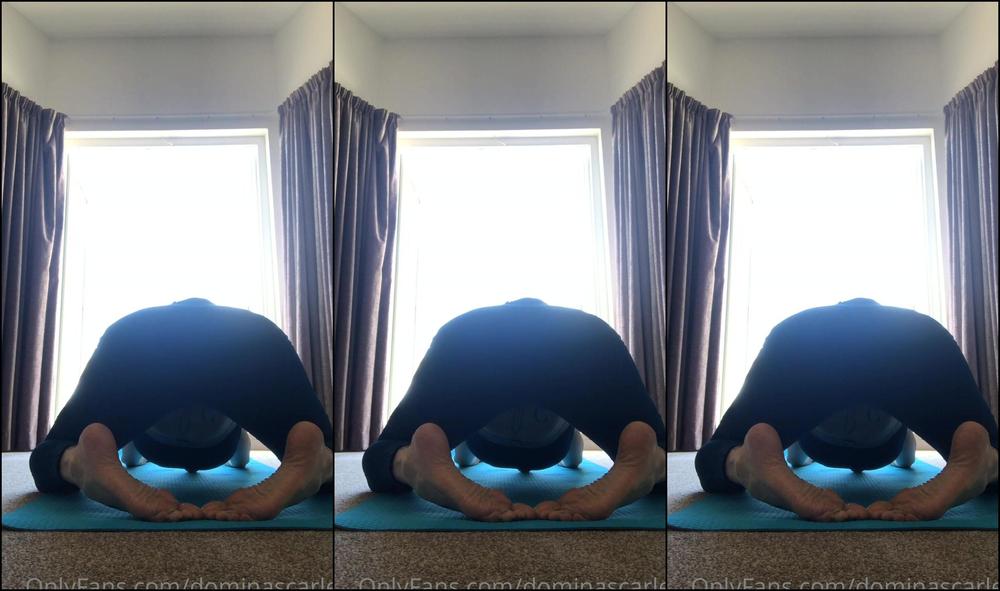 Dominascarlet Sunday Morning Yoga With Mistress You Get A Good View Of My Feet And Soles As I Stretch In My Mat I