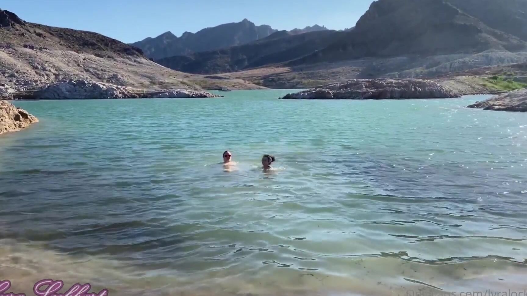 Lyralockhart A Behind The Scenes Look Of When Yippieskip And I Road Tripped To Vegas Over The Summer