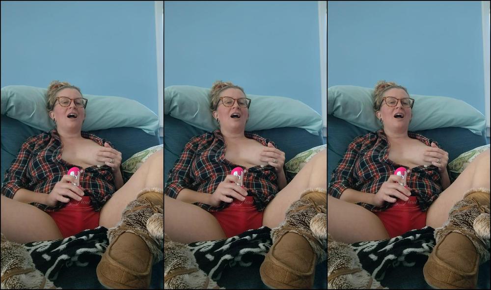 "Lizlovespeggging" Panties, Stroking, Suggest Lizlovespeggging Cumming in panties with surprise ending pornhub