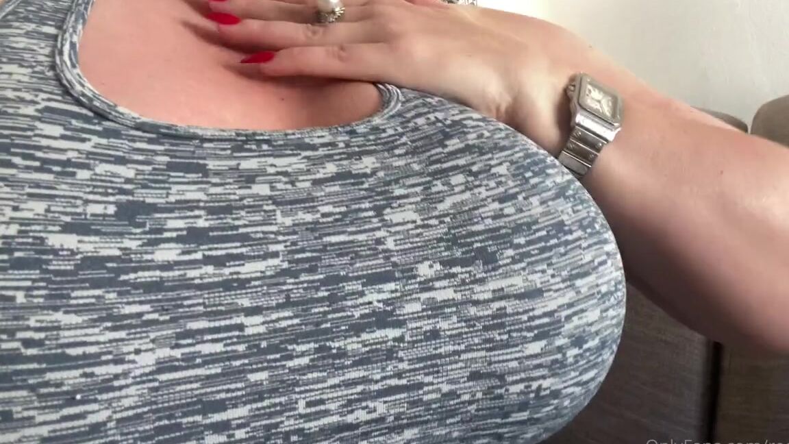 Miss Harriet Nicknamed Redtoes Onlyfans My Pt Has Been Fucking Me Since January He S Hung Like A Fucking Donkey He Seems To Be Getting Hor