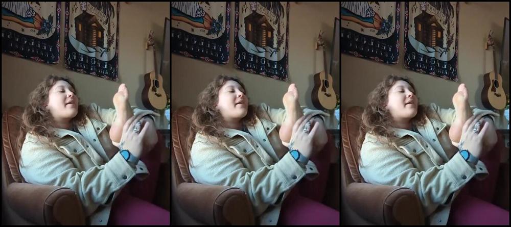 Amber Rae Nicknamed Amberrae969 02 14 2024 Onlyfans Video Happy Valentines Day Lovies I Wish You Could Be The One Tasting My Lovely Soles