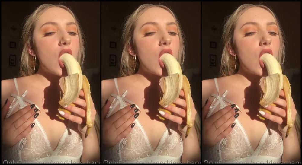 Mistress Ava Aka Iworshipavaonyx Onlyfans Literally Everything I Do Makes You Weak You Will Stroke Your Miserable Cock While You Watch Me Eat