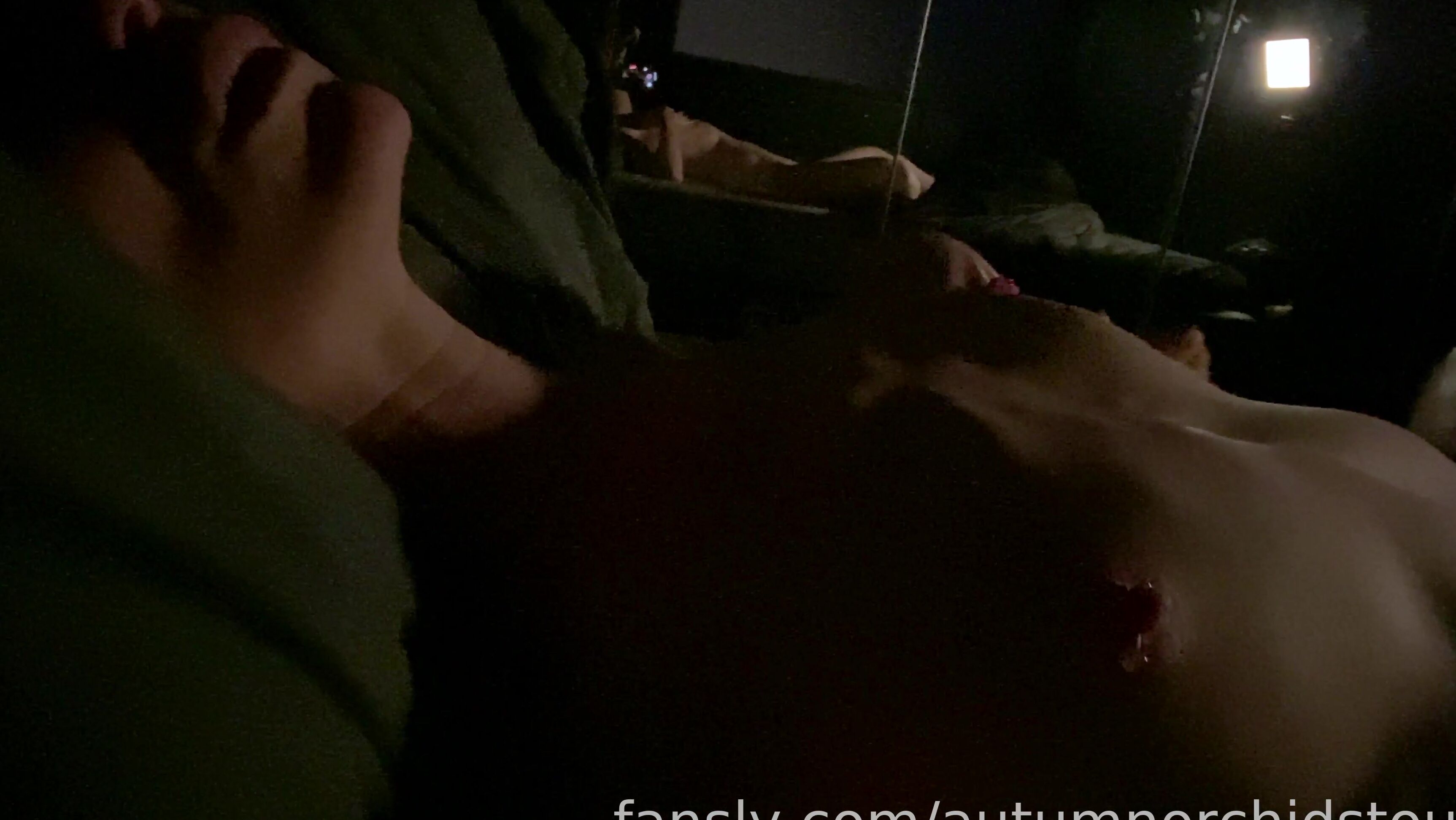 Autumn Orchid 449408801922101248