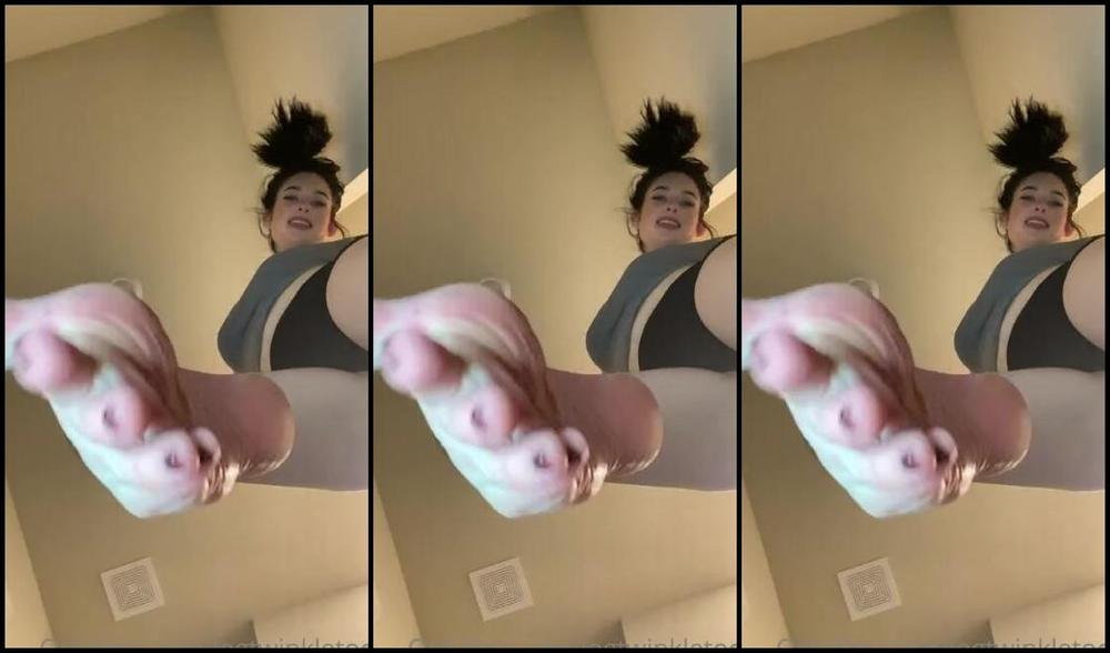 Waifu Jess Nicknamed Waifufeetmilkog Onlyfans I Will Destroy You Tiny