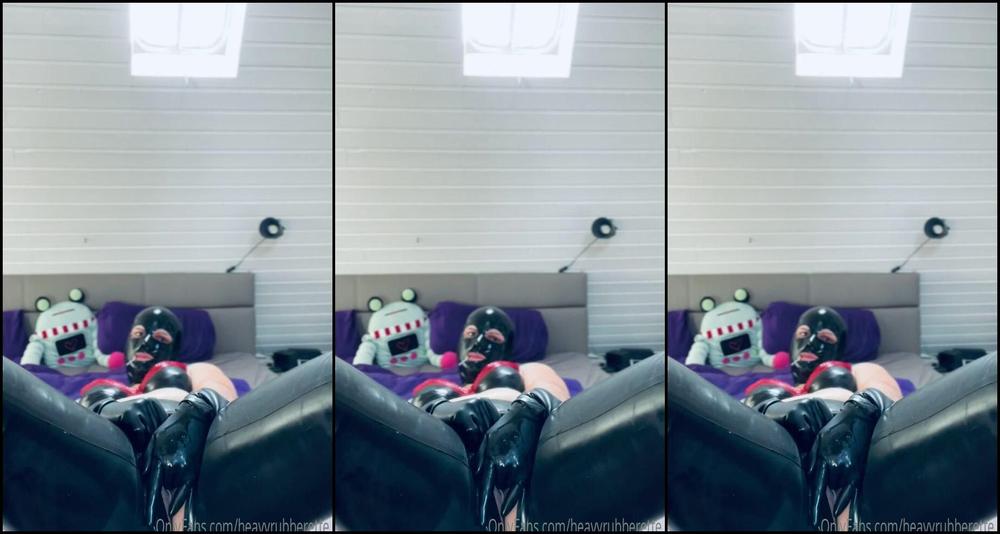 heavyrubberette-10-11-2021-2267295677-candy-never-tasted-so-devilish-good