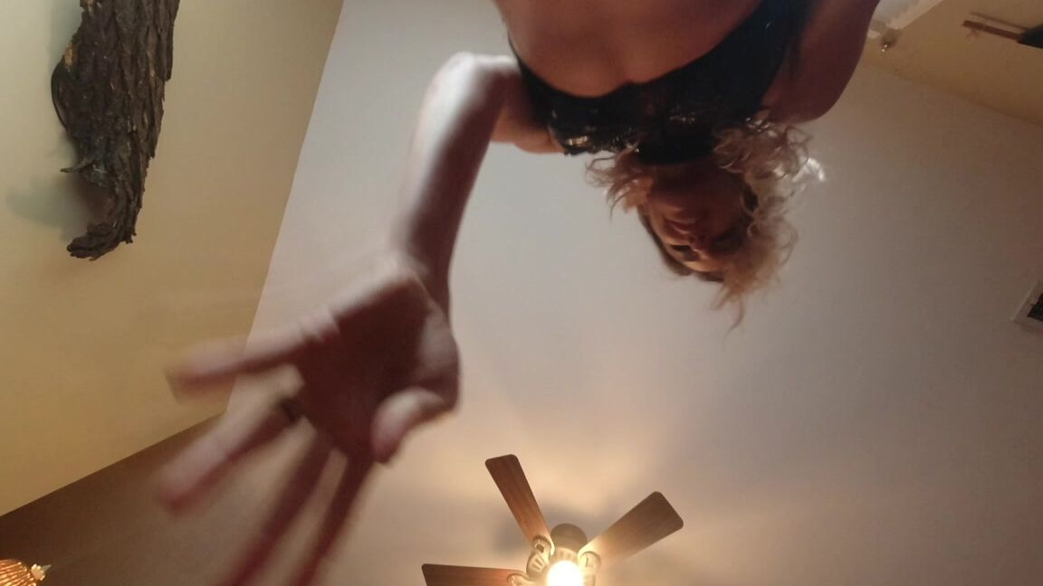 Lora Cross Foot Domination And Femdom