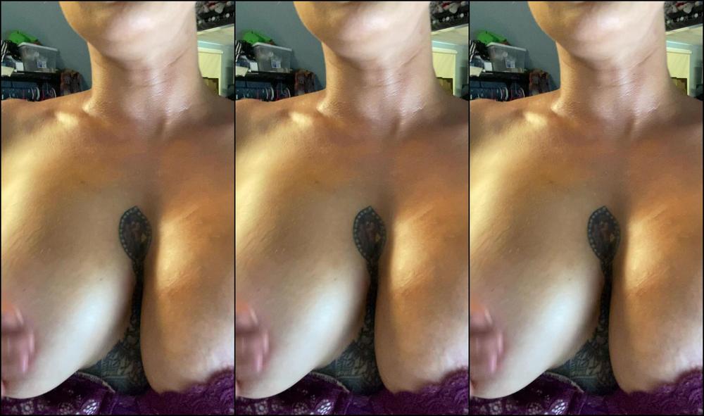 Queenmothersoles Neck Collarbone Breast Worship
