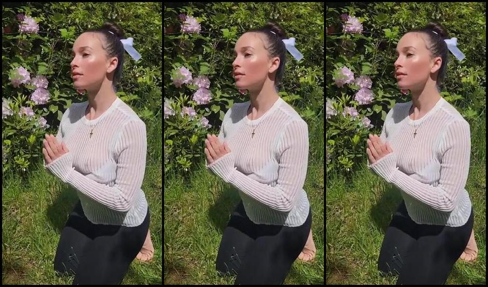 Beckywhyte Nicknamed Beckywhyte15 05 19 2024 Onlyfans Video Come Hang Out With Your Favorite Perky Titty Babe And Thank The Creator