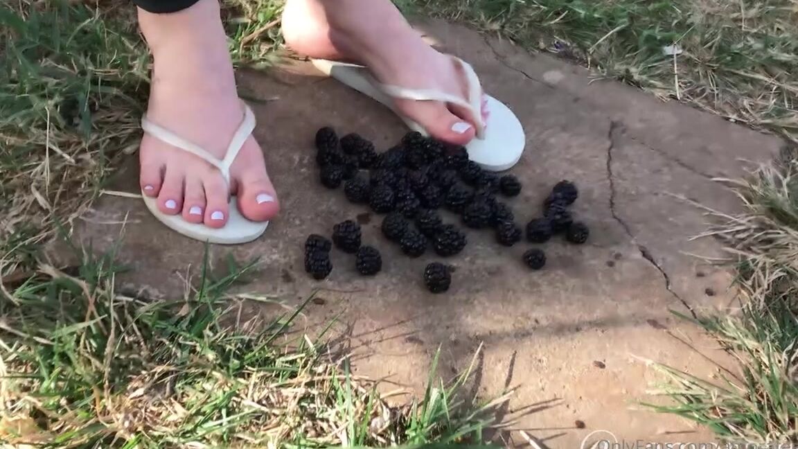 Pezinhos Da Amora Aka Amorafeetofc Onlyfans Video 462 Rj