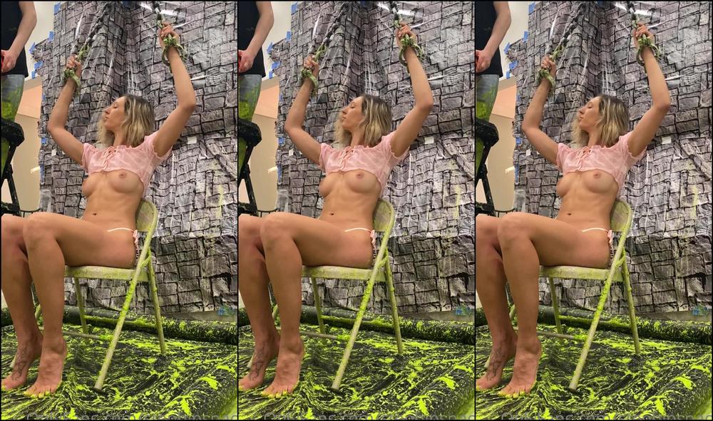 Stephinspace Oh No Please Don T Slime Me In The Last Set I Was Chained Up And Lost A S