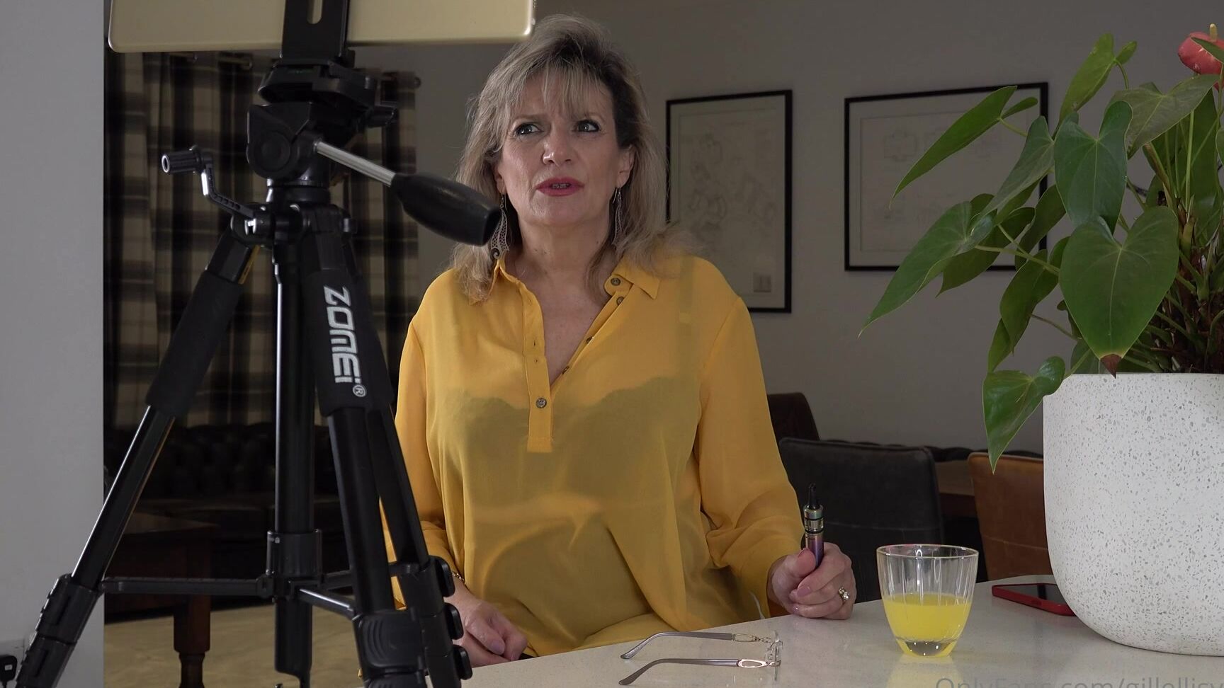 Gillellisyoung The Monday The Nd Of February Live Stream My Own Recording And Then You To Everyone Wh