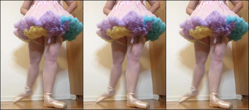 Rose La Reine Vip Did U Know I M Trained In Ballet It S Also Fun Topless Lol