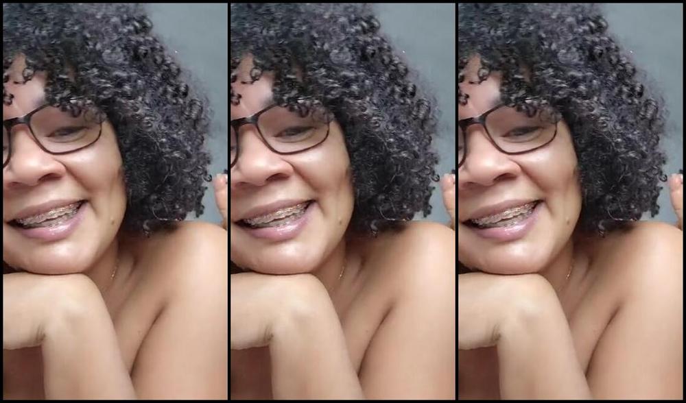 Meryann Aka Solesqueenrd Onlyfans Happy Face And Oiled Soles For Wish You A Good Night If You Spoil Me With Some I Will