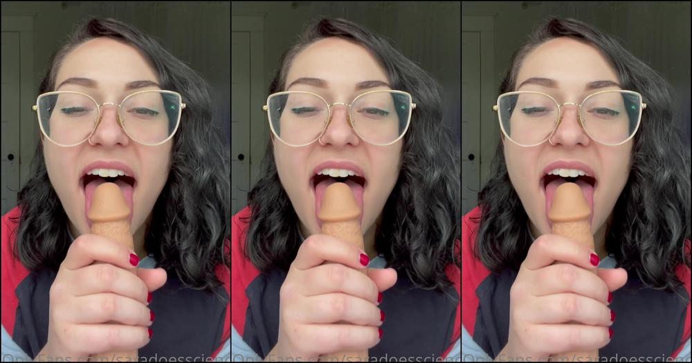 Saradoesscience So Do You Want Me To Go Down On You I Ve Always Wondered What It Would Be Like To Suck