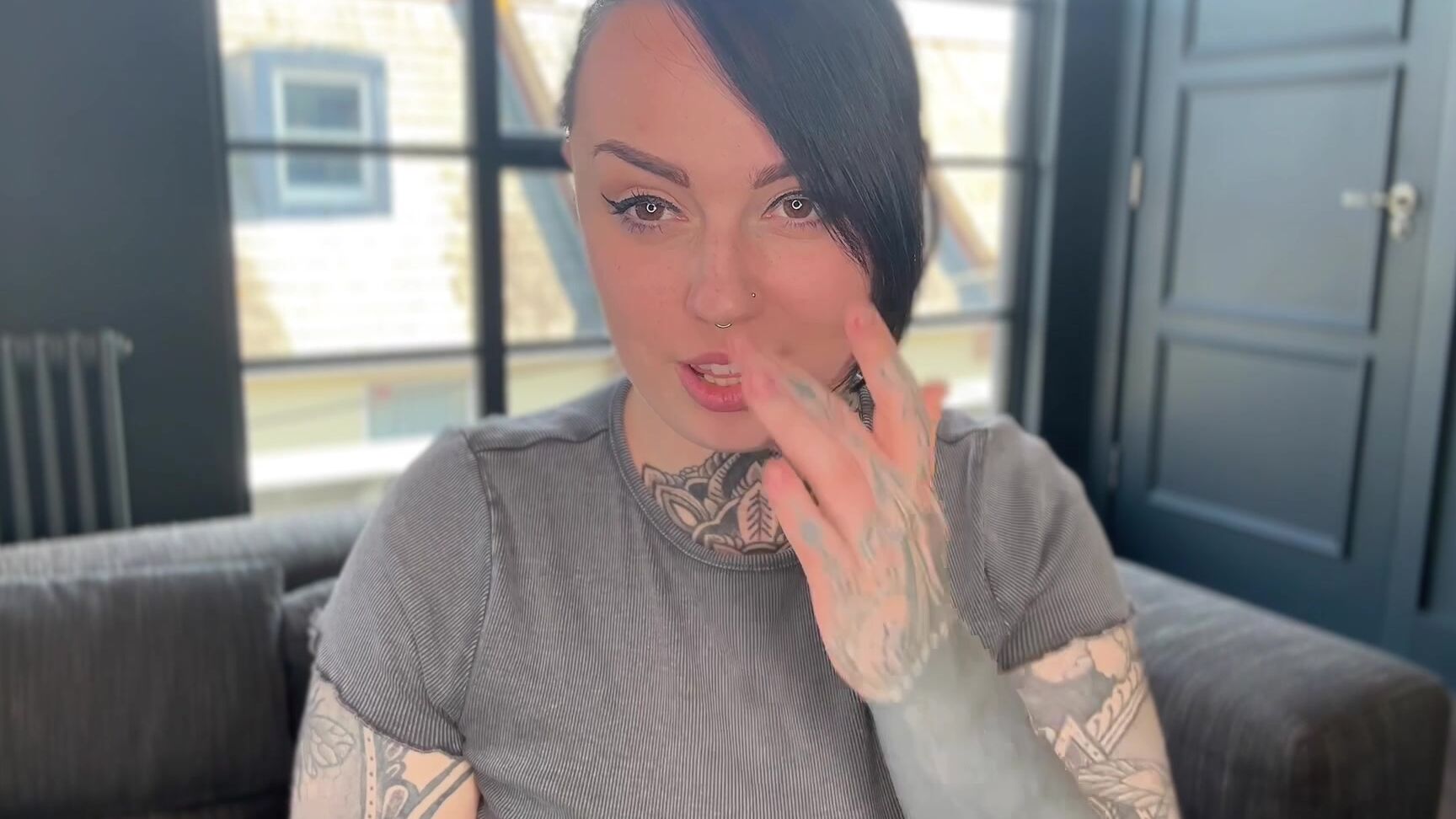 "MissValentina" cei, cumeatinginstruction, femdom, femdompov Survive Off Your Own Cum manyvids