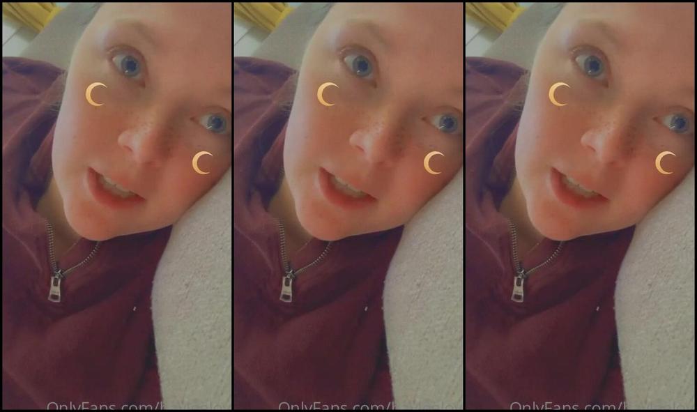 Hayleelove First Trimester Is Kicking Me In The Butt