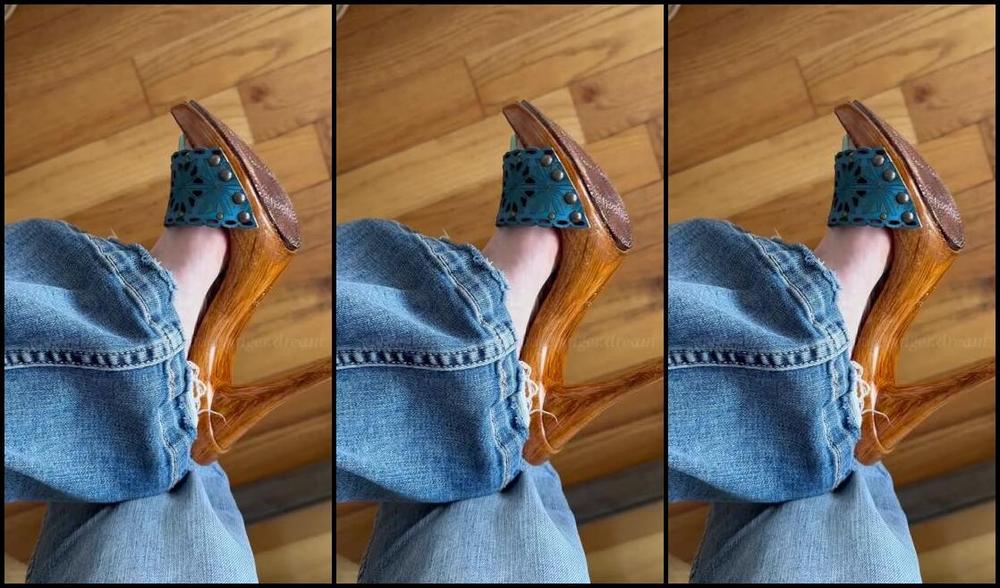 Thegingerdream Nicknamed Theginger Dream Onlyfans What Else Would You Like To See My Do With My New Kiara Mules