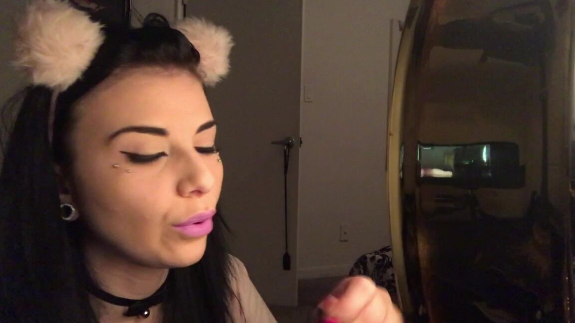 Phoebe Phelpz Makeup Application Amp Ignoring You