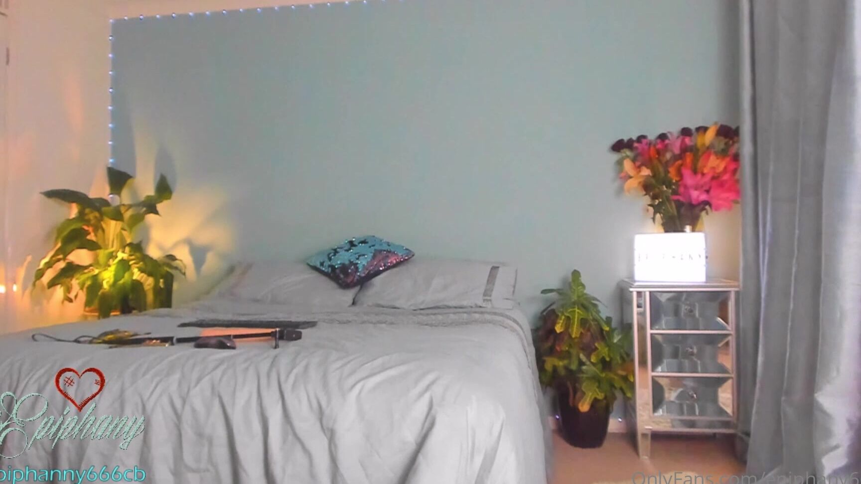 Epiphany Cb Live Cam Show Recording From Friday Part Paddles Spanks Chains And Clamps