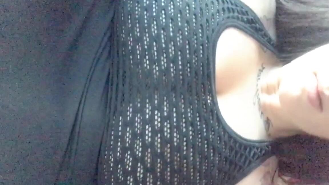 Snowbunnyy Thick White Girl Ass And Tits