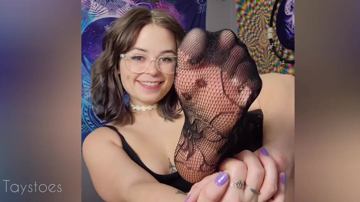 Tays Toes Nicknamed Taystoes 02 21 2022 Onlyfans Video A Special Video For Daddys Thigh And Sock Fetish With Self Worship