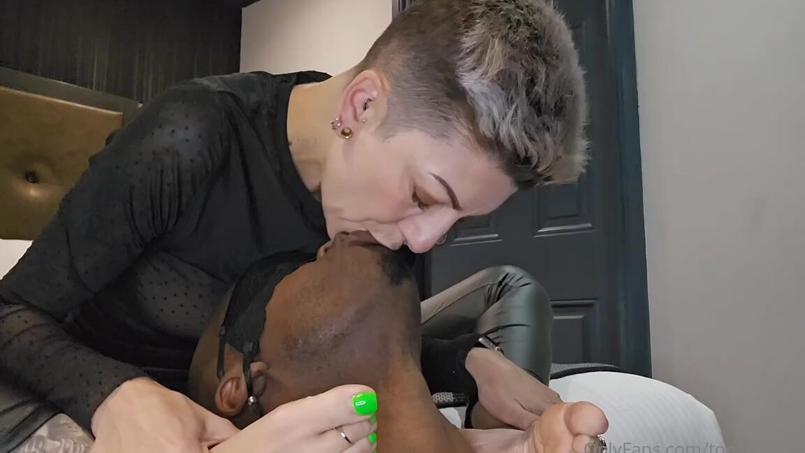 Toesbeforebros Onlyfans Solesmadvip Digs Her Heels Into My Mouth Followed By A Mouthful Of Her Tasty Spit