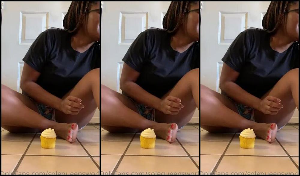 Sole Queen Nicknamed Solequeensworld Onlyfans Birthday Cake Smashbe Kind This Is My First Ever Crushing Video Lol