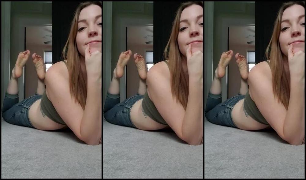 Sloans Paws Nicknamed Sloan Paws 02 03 2020 Onlyfans Video The Infamous Pose