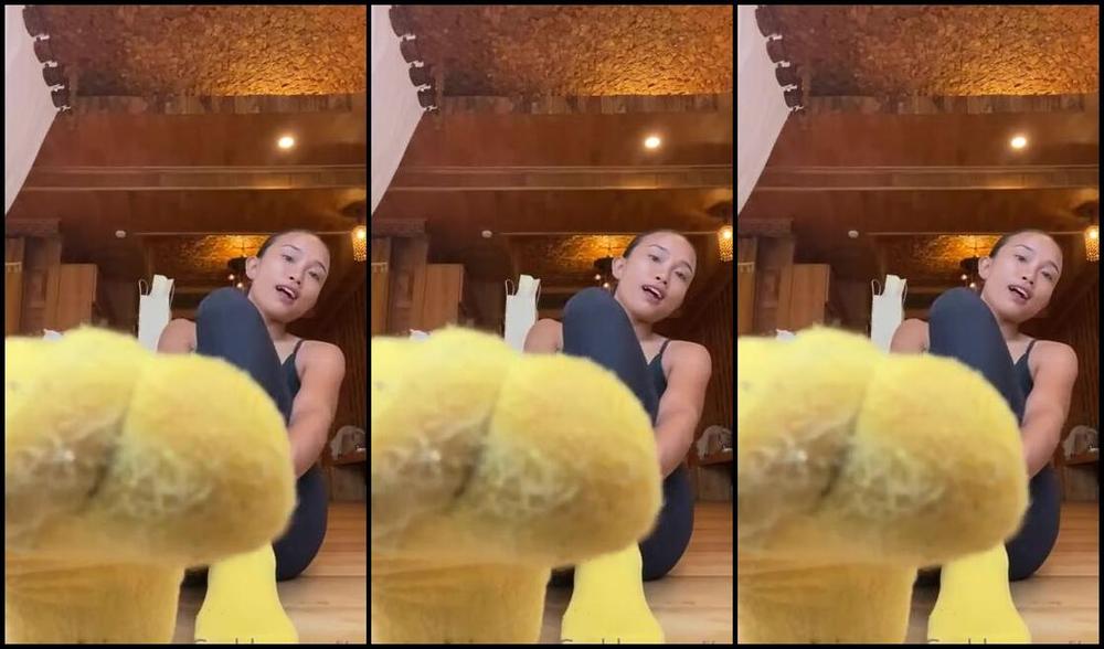 Goddessnutty2 Onlyfans I Just Realized That It Smelled Like Rotten Rice When The Socks Get Wet And Smelly