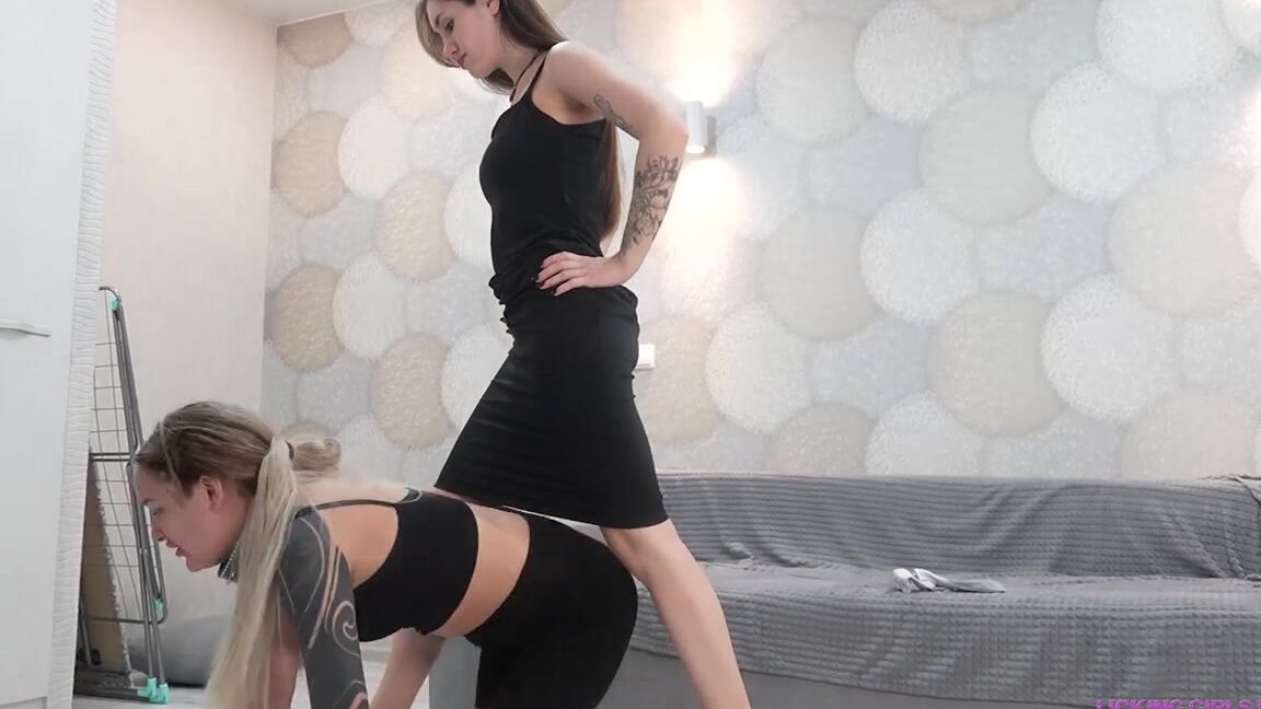 servants for girls sarah you re just a pet to me 4k Clips4Sale