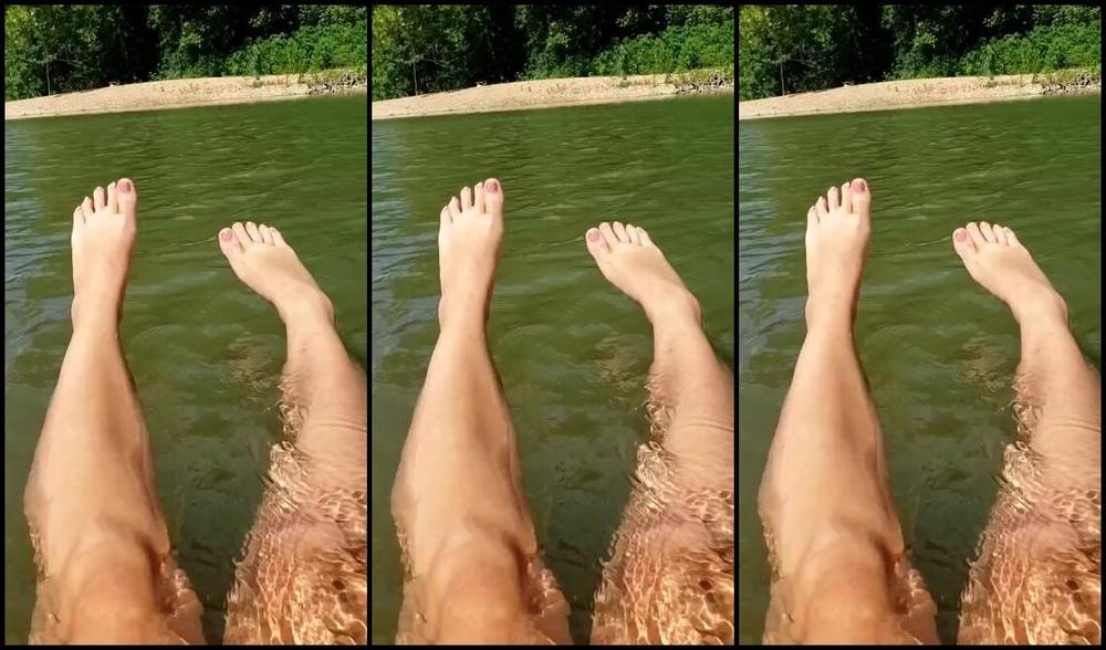 Tays Toes Nicknamed Taystoes 07 31 2020 Onlyfans Video Fun At The Creek With My Doggo I Think Those Boys In The Big Truck