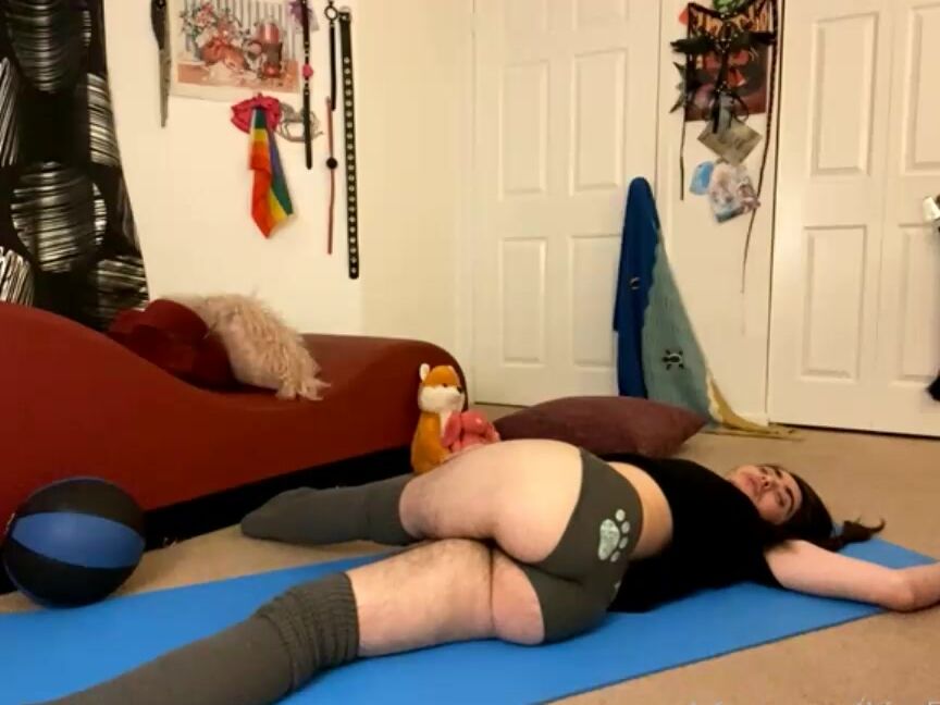 Kisafae Chill Yoga Hang