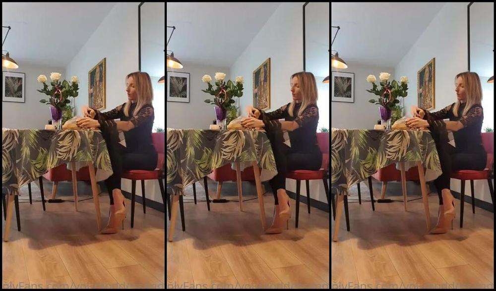 Yourgoddessanna51K Nicknamed Yourgoddessanna1 03 30 2021 Onlyfans Video This Loyal Loser Skipped His Lunch At Work To Come And Serve Me Mine W