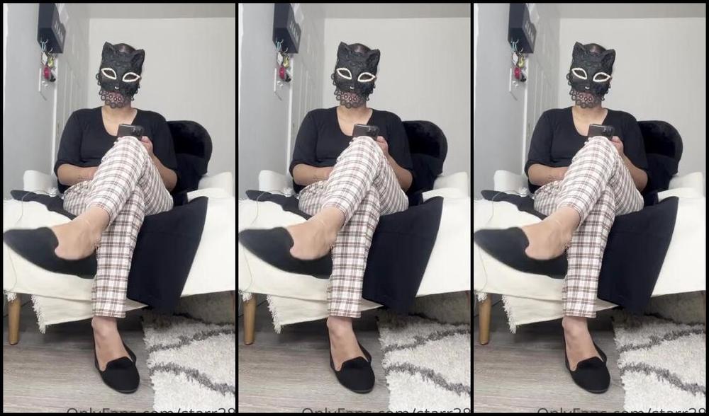 Veronica Soles Nicknamed Starr382 Foot Fetish 07 10 2023 Onlyfans Video Removing My Flats For The First Time After A Long Day At Work