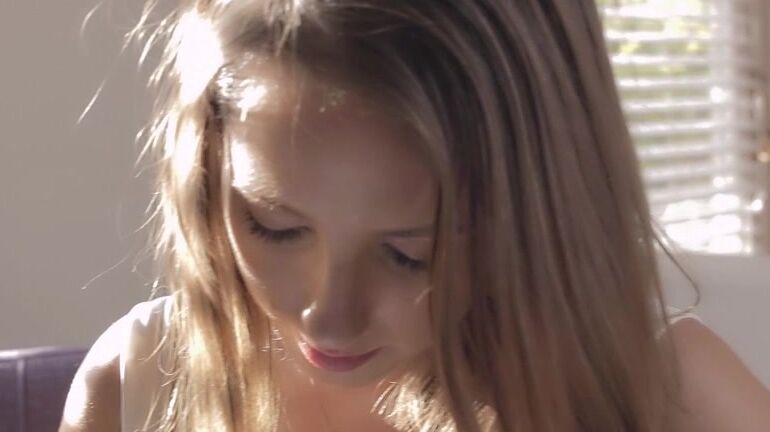 Bloopers, Booty Shaking, Silly Faces, Striptease brielleday bloopers video 20 minutes long ManyVids