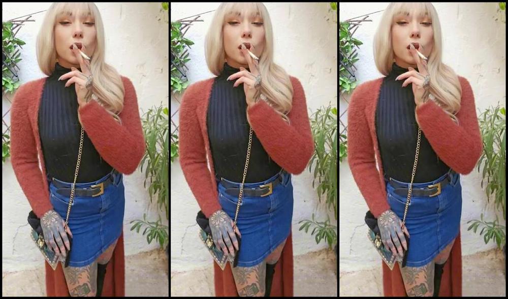 Queen Kinkerbell Nicknamed Kinkerbell23 Onlyfans Before I Head Out Shopping To Buy More Cigarettes Let Me Smoke Two For The Camera U54