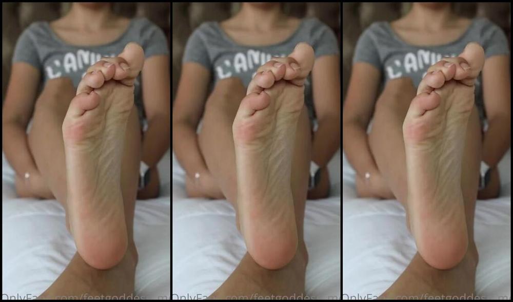 Goddess Mel Nicknamed Feetgoddess Mel Onlyfans Like This Is You Want More Self Worship