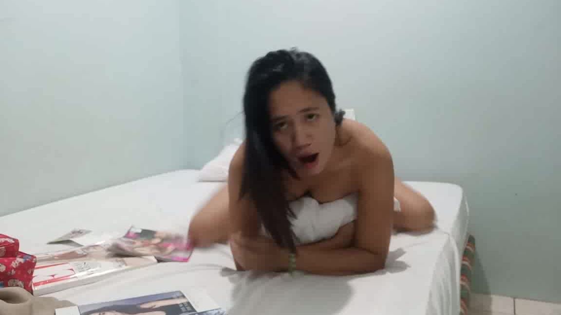 Cummybaby Pillow Humping