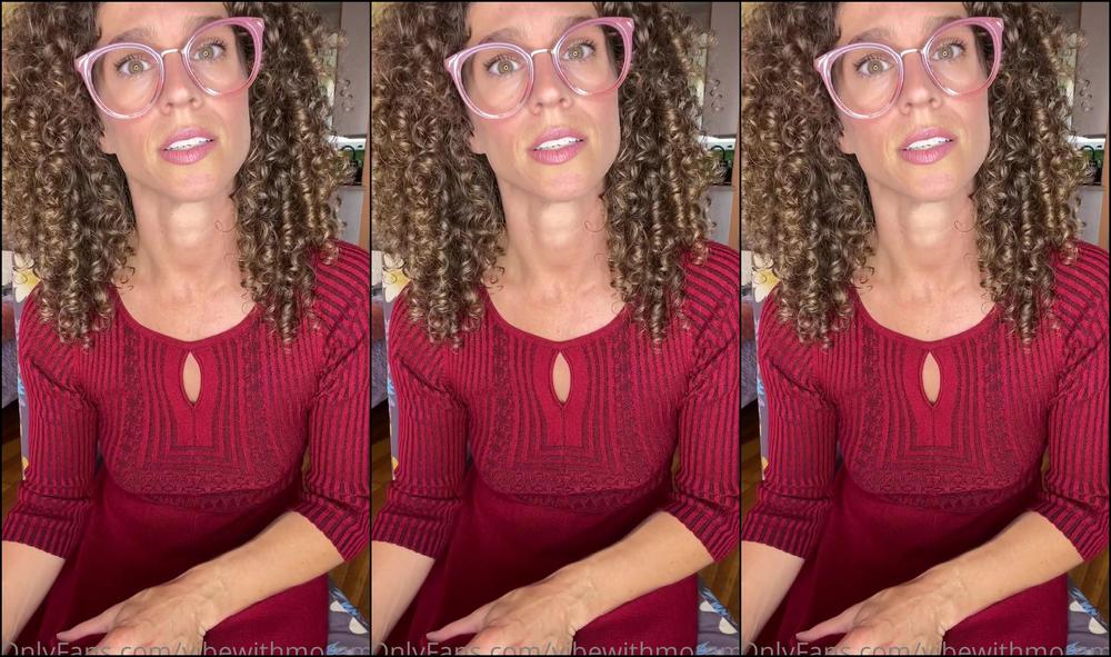 Vibewithmommy Candy Is Back And She Is On So Naughty She Just Can T Help Herself She Goes