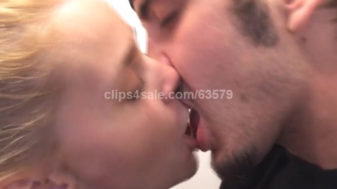 Kissingchannel Nicknamed Kissingchannel 10 08 2017 Onlyfans Video Kissing Ac Video 2