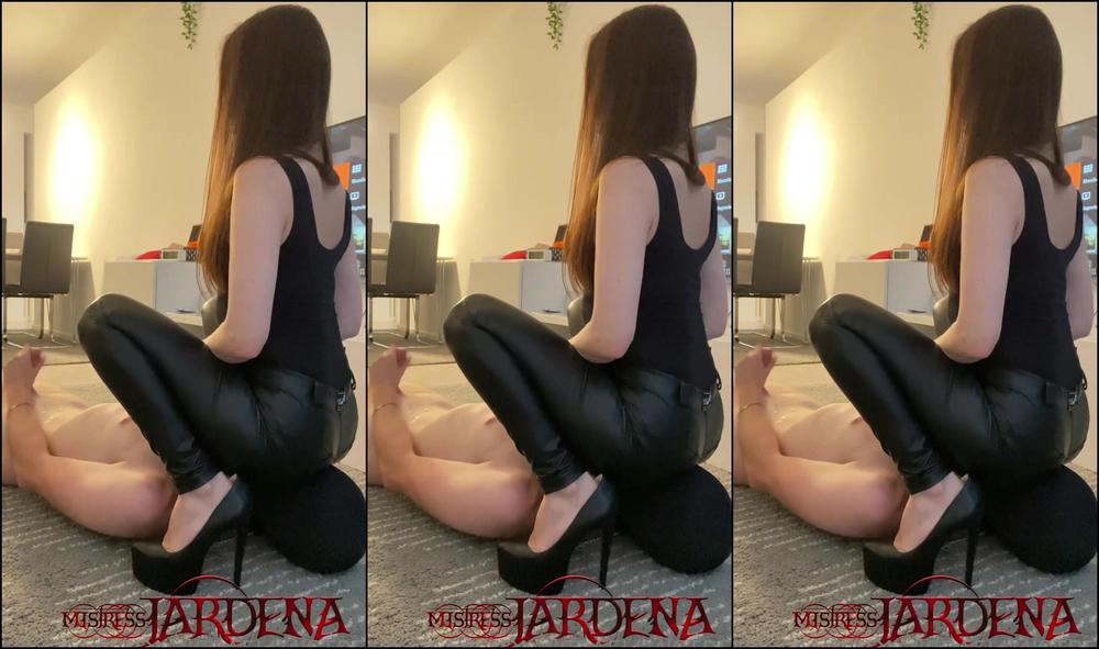 Israelimistress Facesitting In Leather Leggings My Bitch Was Used As