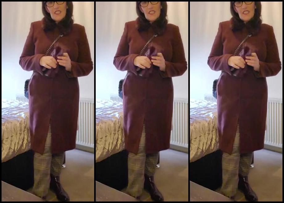 Miss B Nicknamed Missb52S Onlyfans 12 21 2022 My Choice Of Gloves