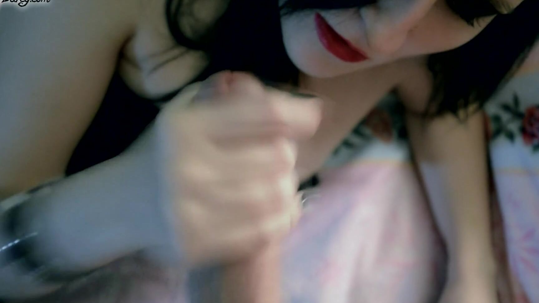 Anndarcy Handjob From A Goth Slut