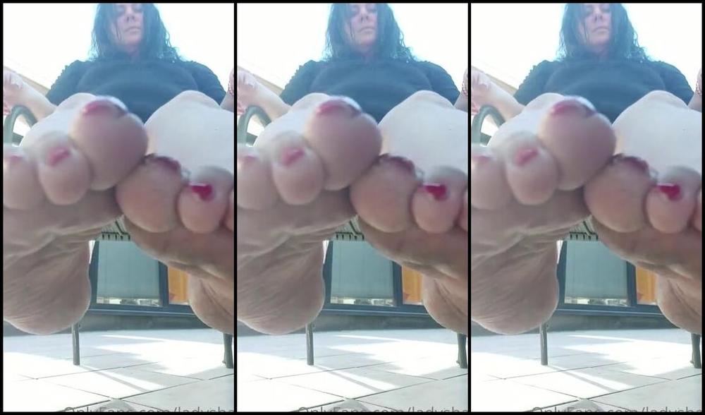 Lady Shayqoscuckoldress Nicknamed Ladyshay 06 14 2021 Onlyfans Video Clean My Feet
