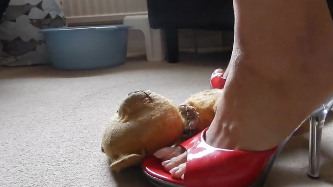 Ukfoot Mistress Onlyfans Unreleased Footage Object Obliterated Before Him As My Slave Shakingly Films Knowing This Will Bep