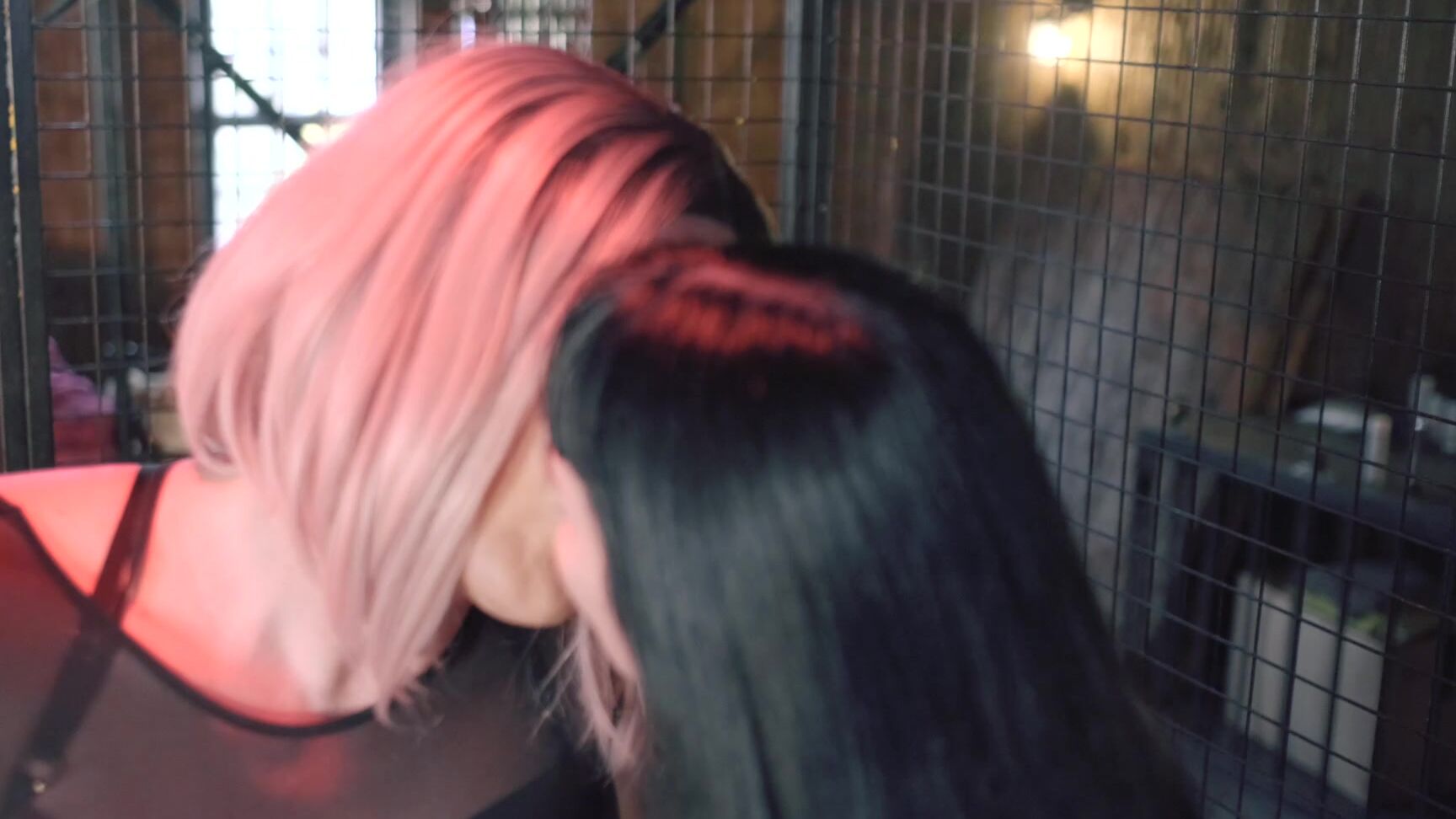 Vivienne Lamour T Girl Caged And Pegged Erotic Way Play