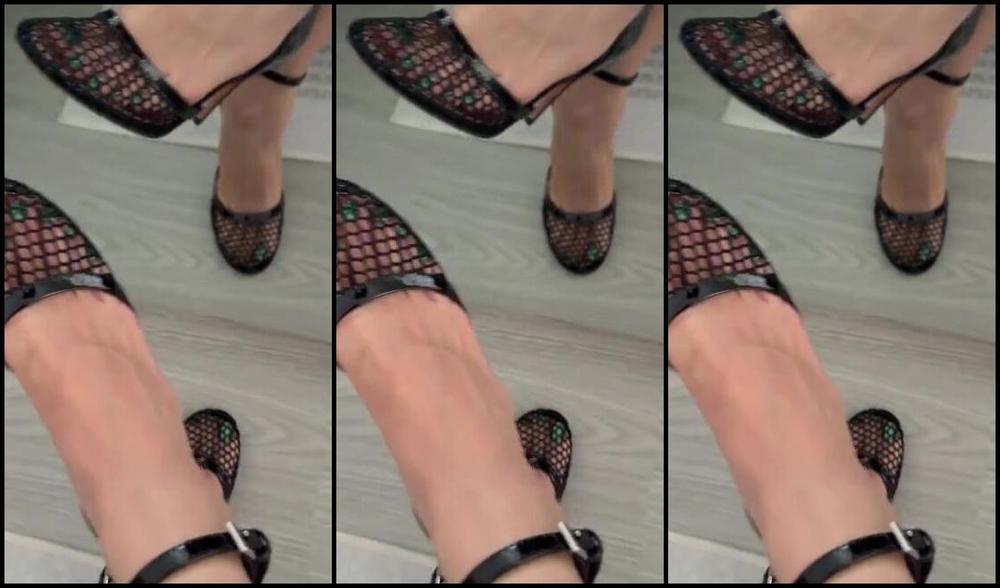 Worldsexiestfeet 01 17 2025 Onlyfans Video Forgot To Post Too Many Clips