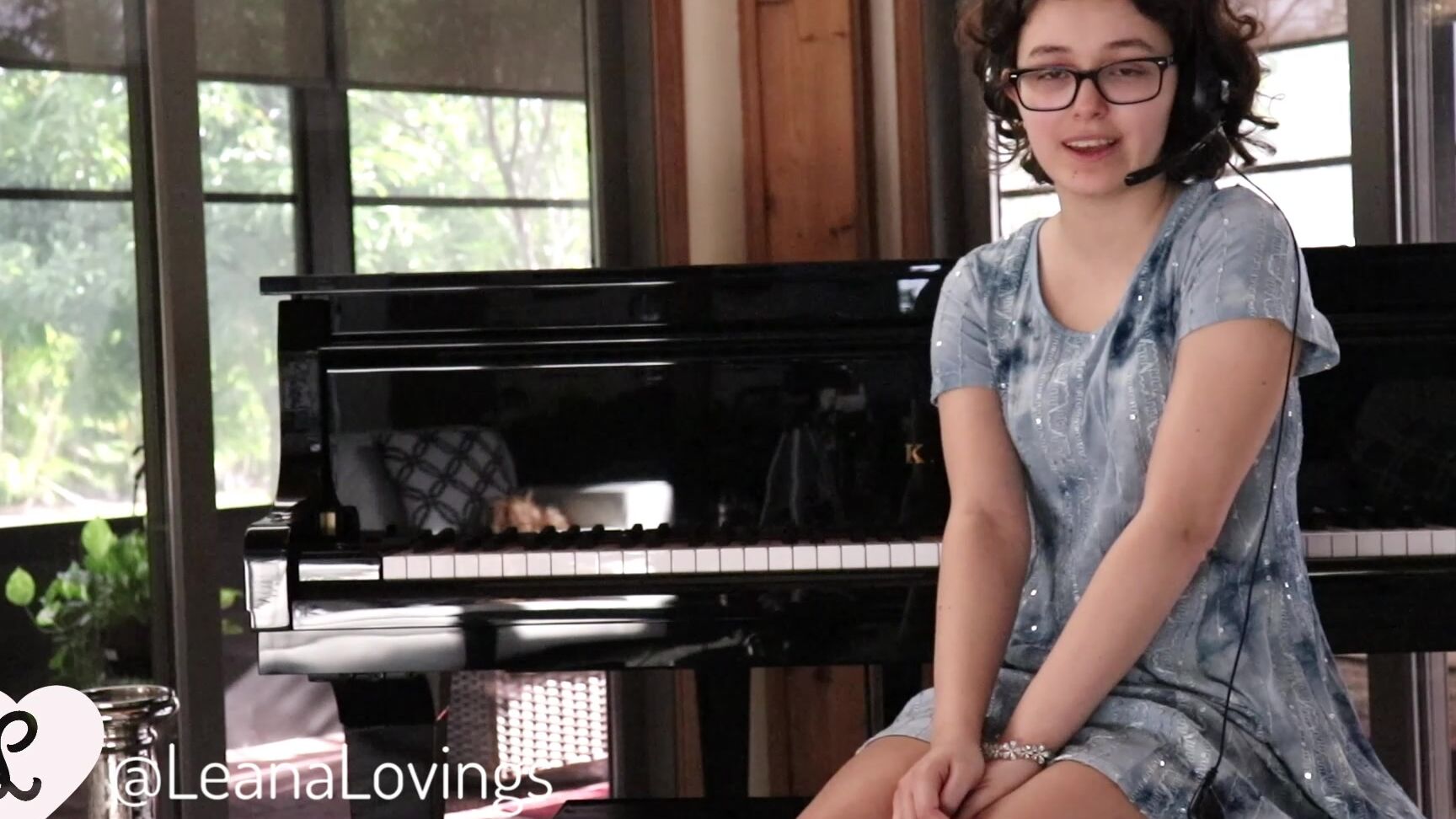 18 & 19 Yrs Old,Brunette,Petite,Role Play,Solo Female naughtynightlover leanas first piano lesson ManyVids