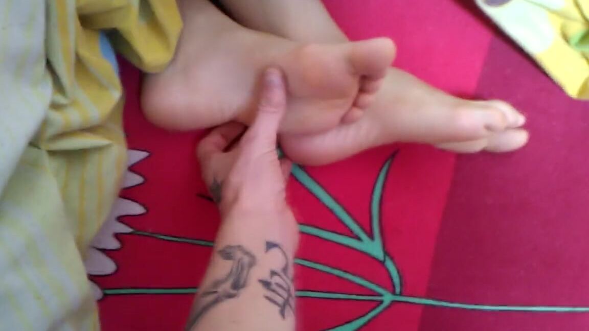 Jerks off at GF's Feet_Magical Feet PornHubPremium